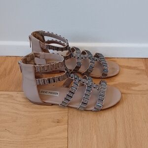 Steve Madden Tan & Sliver Sandals Size7